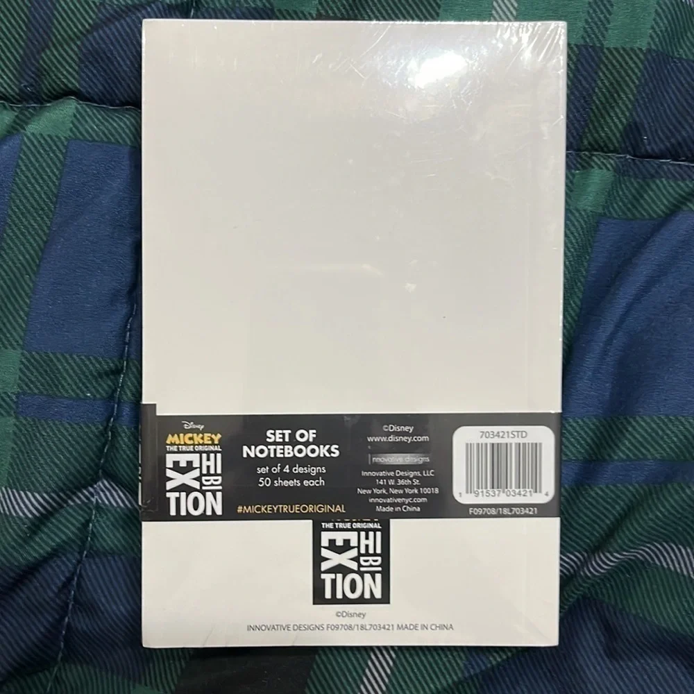 Set of 4 Mickey Mouse notebooks Disney